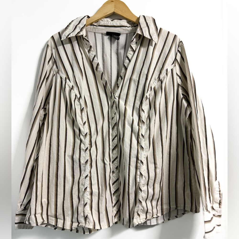 Lane Bryant Plus Size Striped Button Down Blouse 22/24 Neutral Work Top